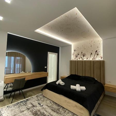 Riar Apartaments Korce Exterior photo
